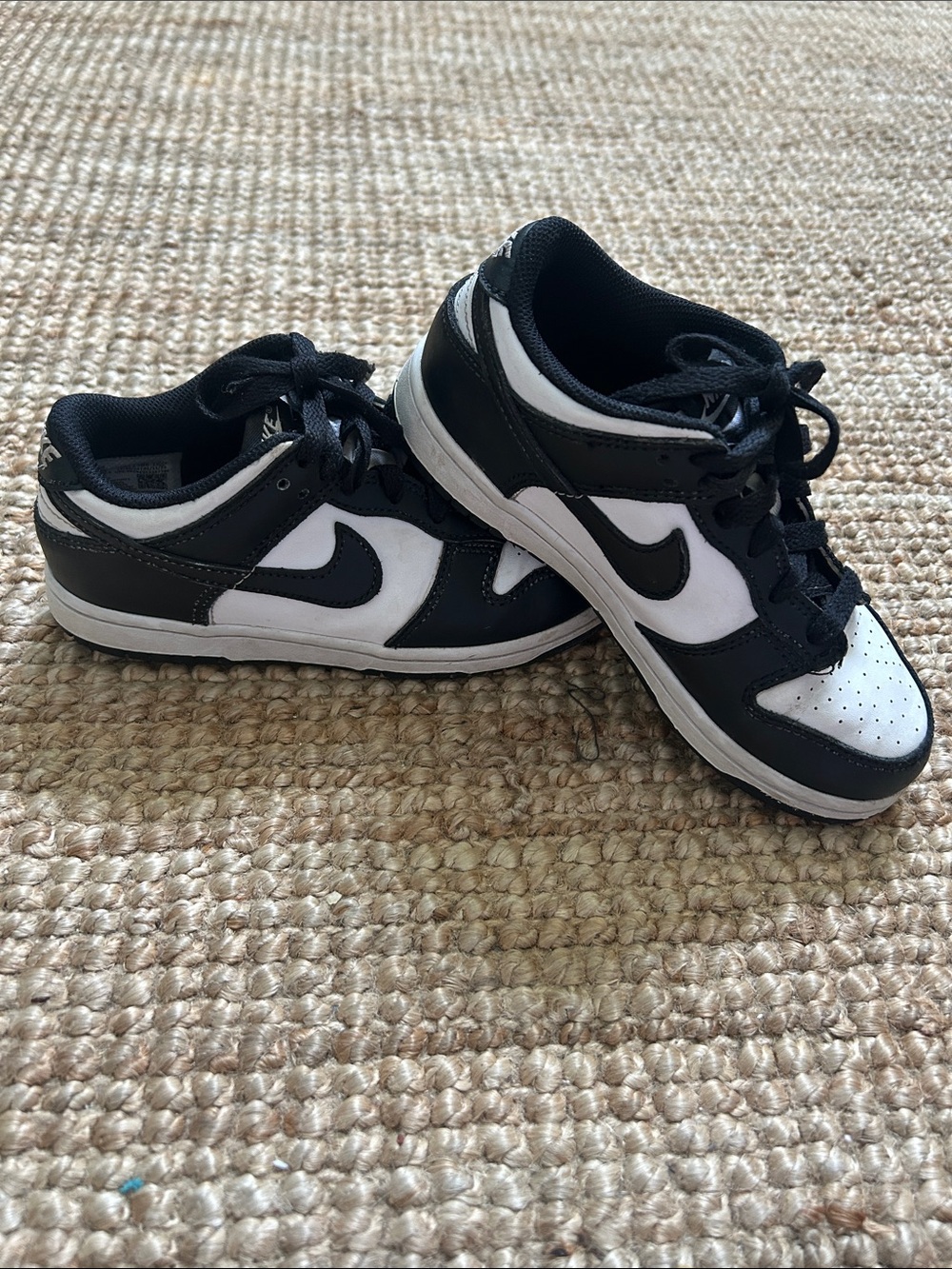Nike Panda Dunks